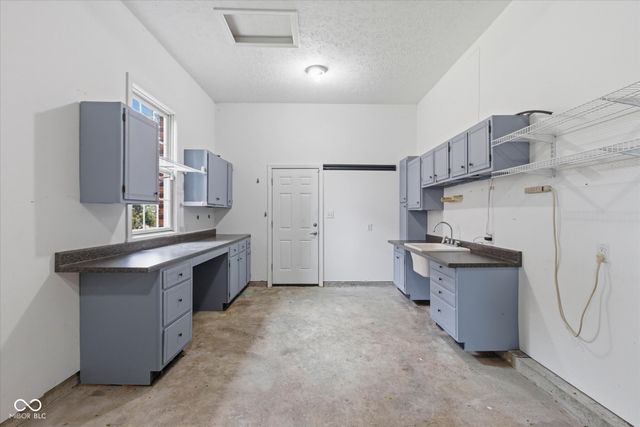 752 Ridge Gate Drive, Brownsburg, IN 46112