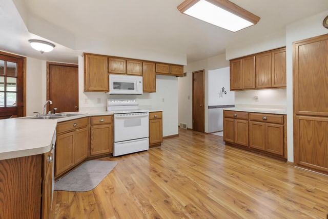 W173S7800 Westwood DRIVE, Muskego, WI 53150