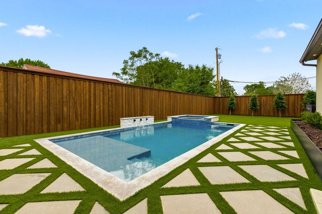 7219 Kaywood Drive, Dallas, TX 75209