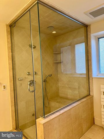 8233 FAIRVIEW RD, Elkins Park, PA 19027