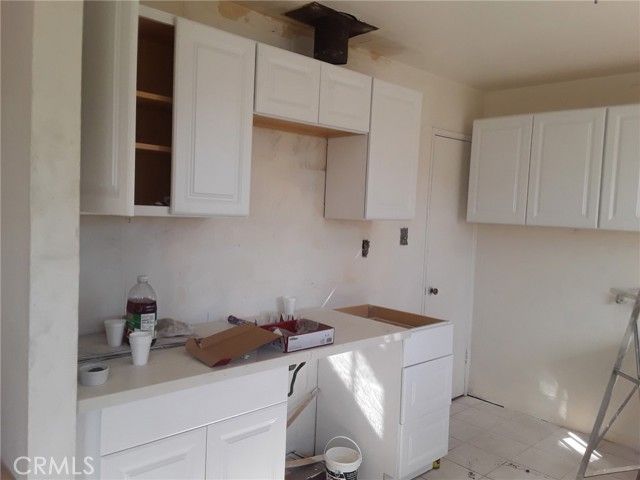 535 W Van Koevering, Rialto, CA 92376