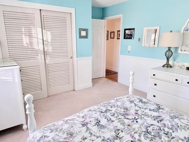 8 Presidential Road, Bedford, NH 03110