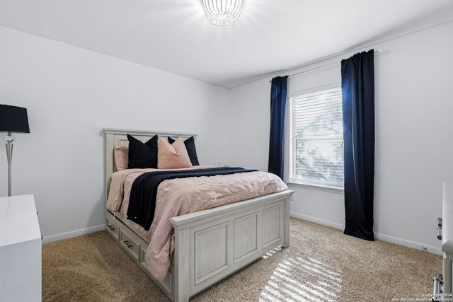 512 Livingston Dr, Schertz, TX 78108