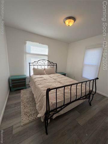 398 N Saginaw Street, Pontiac, MI 48342