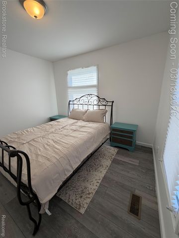 398 N Saginaw Street, Pontiac, MI 48342