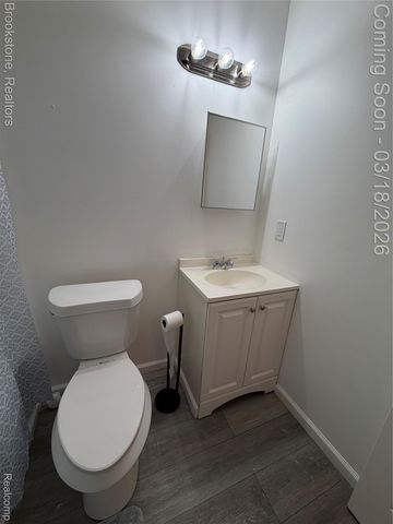 398 N Saginaw Street, Pontiac, MI 48342