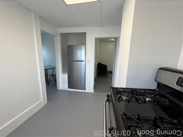 398 N Saginaw Street, Pontiac, MI 48342