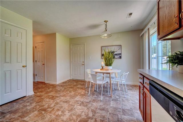106 Pippin DR, Suffolk, VA 23434