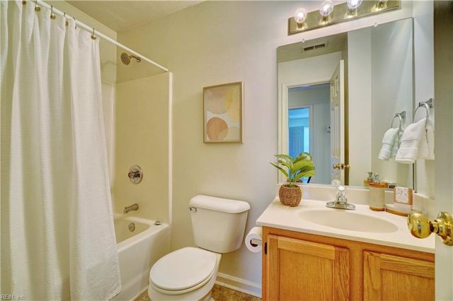 106 Pippin DR, Suffolk, VA 23434