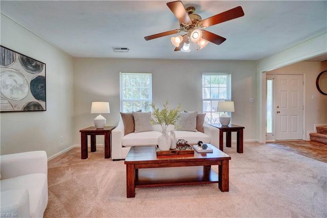 106 Pippin DR, Suffolk, VA 23434