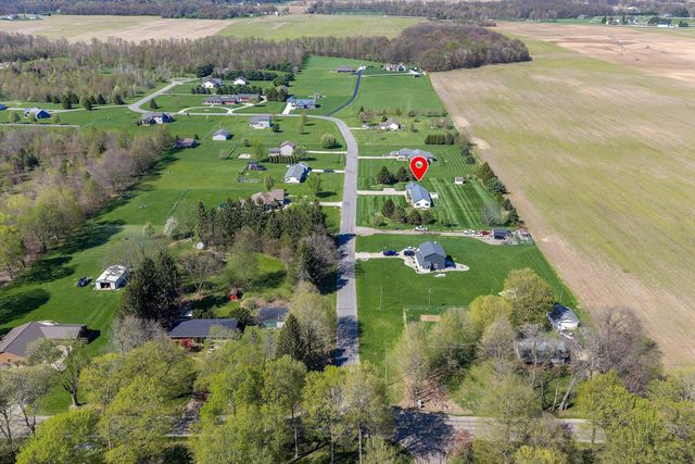 70915 Sterling Drive, Edwardsburg, MI 49112