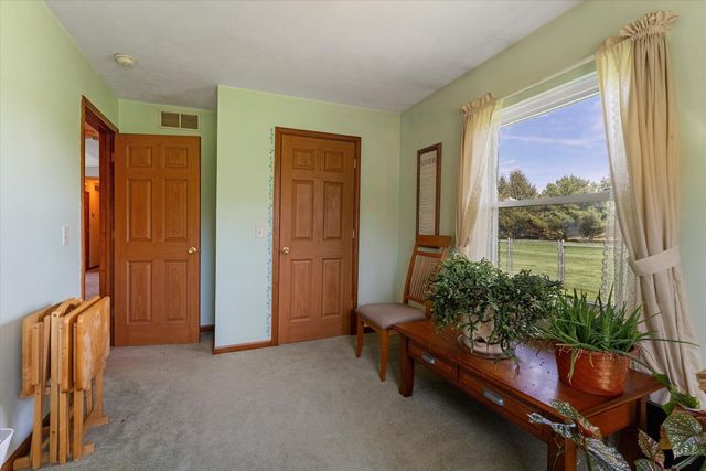 70915 Sterling Drive, Edwardsburg, MI 49112