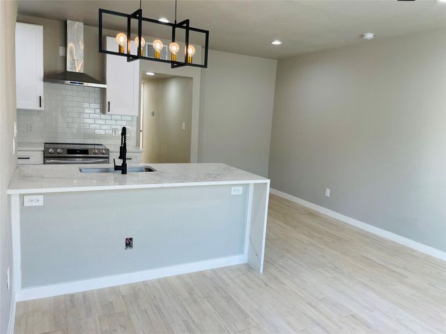 4609 Virginia Avenue 101, Dallas, TX 75204