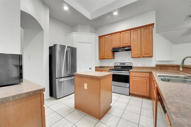 4507 Stones River Road, Grand Prairie, TX 75052