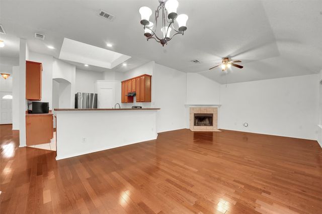 4507 Stones River Road, Grand Prairie, TX 75052