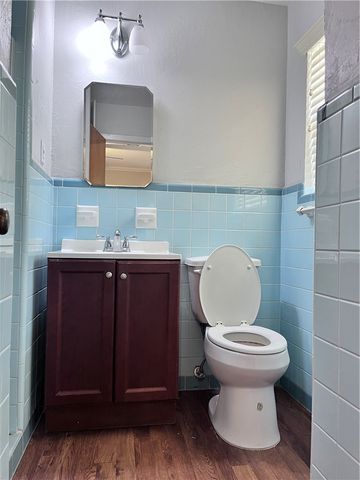 501 Dolphin Pl, Corpus Christi, TX 78411