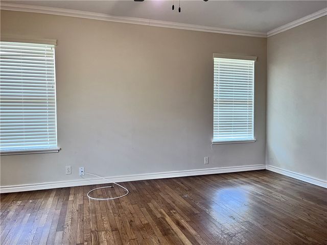 501 Dolphin Pl, Corpus Christi, TX 78411