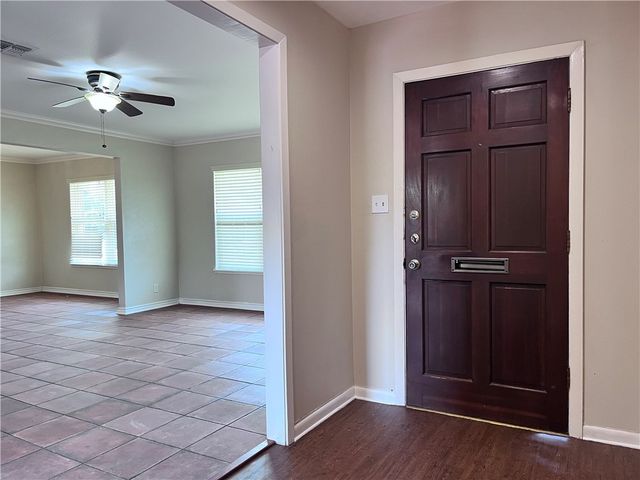 501 Dolphin Pl, Corpus Christi, TX 78411