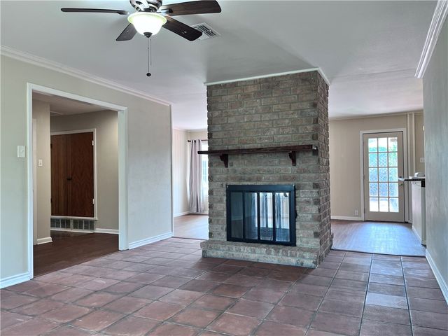 501 Dolphin Pl, Corpus Christi, TX 78411