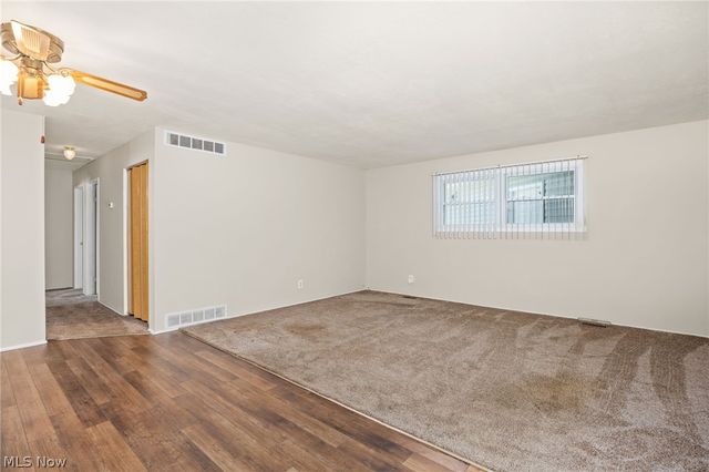 3714 State Route 43, Kent, OH 44240