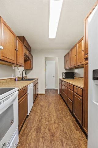 3714 State Route 43, Kent, OH 44240