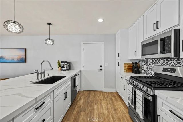 322 South Victoria Avenue, Ventura, CA 93003