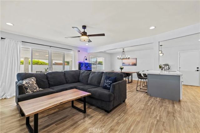 322 South Victoria Avenue, Ventura, CA 93003