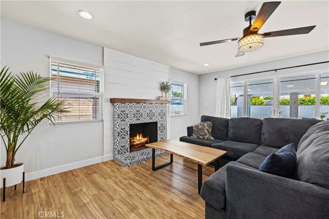 322 South Victoria Avenue, Ventura, CA 93003