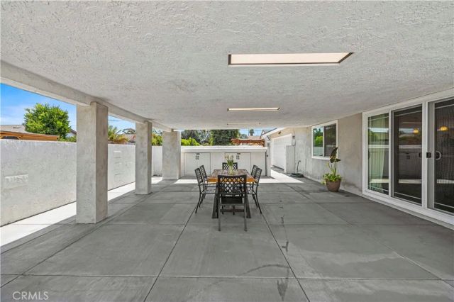 322 South Victoria Avenue, Ventura, CA 93003