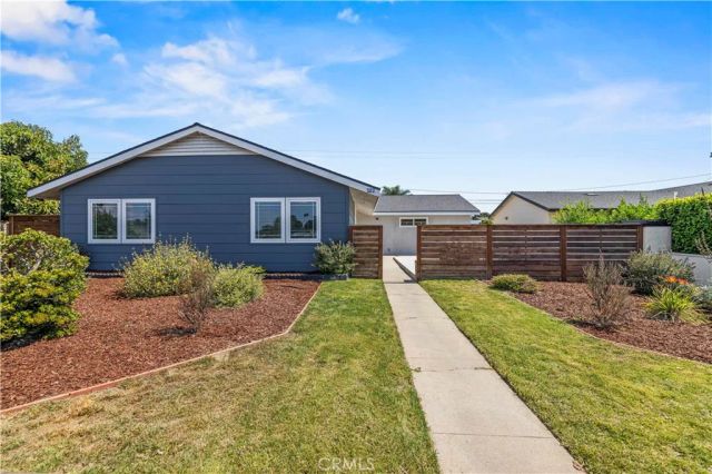 322 South Victoria Avenue, Ventura, CA 93003