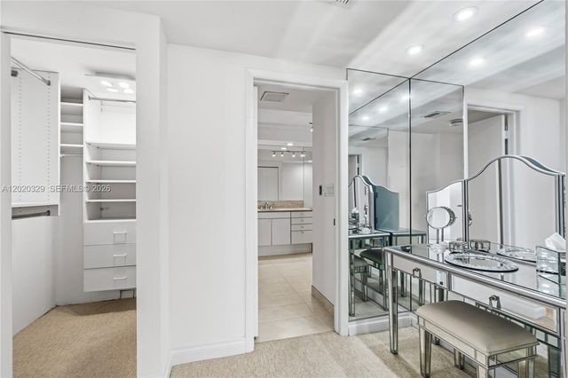 20281 E Country Club Drive 2101, Aventura, FL 33180
