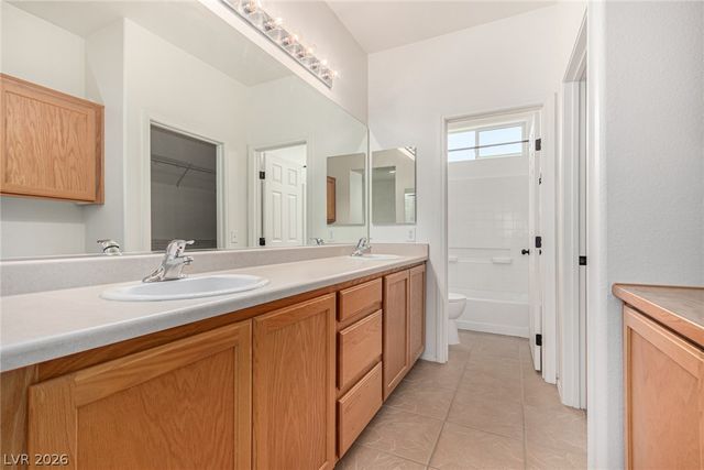 1341 Oak Village Avenue, Las Vegas, NV 89183