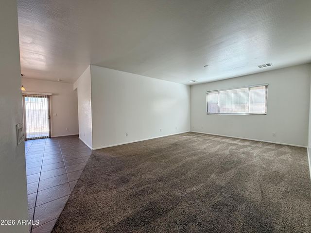 7213 N 72nd Drive, Glendale, AZ 85303