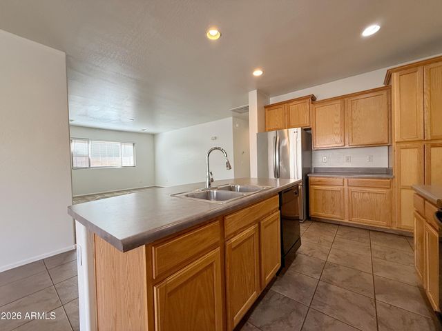7213 N 72nd Drive, Glendale, AZ 85303