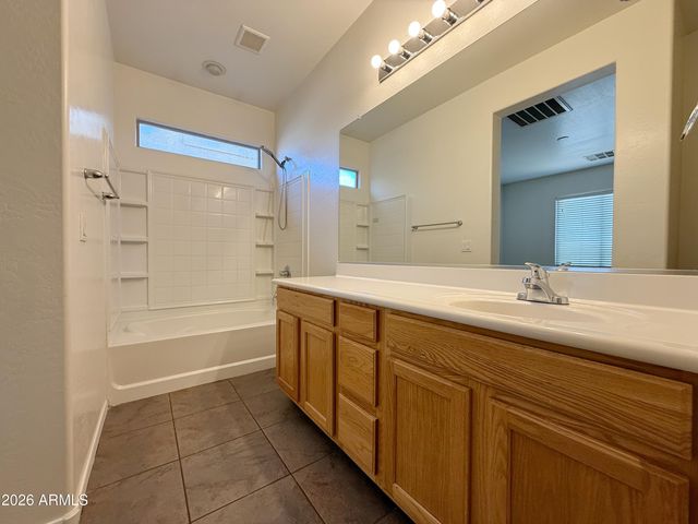 7213 N 72nd Drive, Glendale, AZ 85303