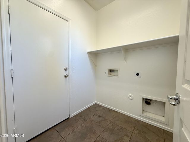 7213 N 72nd Drive, Glendale, AZ 85303