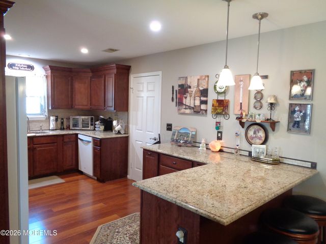 46 Morning Glory Lane, Whiting, NJ 08759
