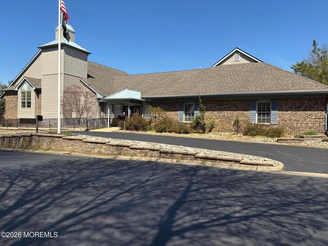 46 Morning Glory Lane, Whiting, NJ 08759