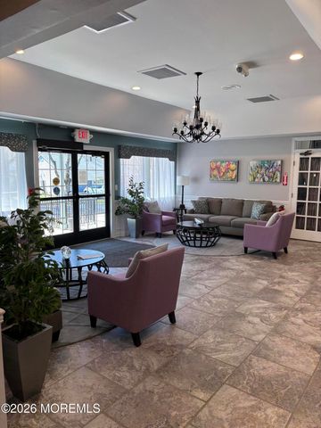 46 Morning Glory Lane, Whiting, NJ 08759