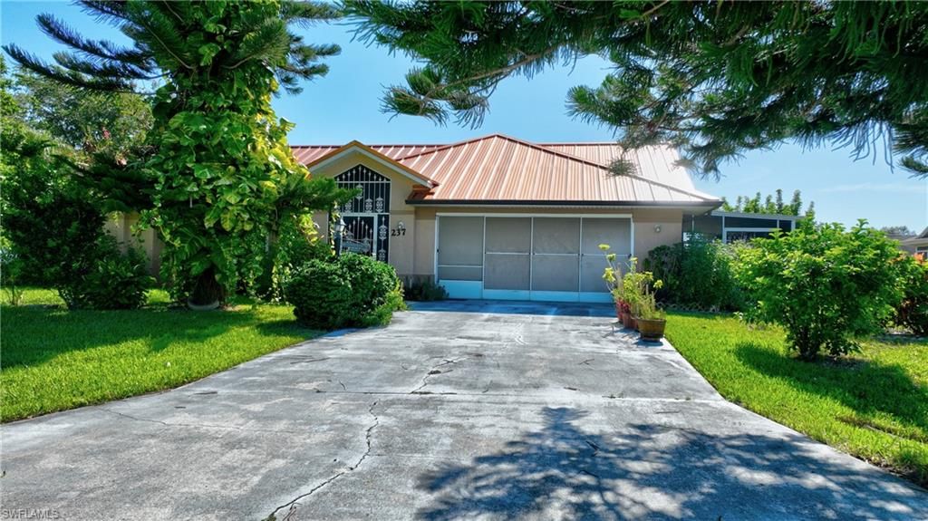 237 Lauberge CT, LEHIGH ACRES, FL 33936 — exterior