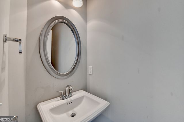 4421 Fulson Drive, Lilburn, GA 30047
