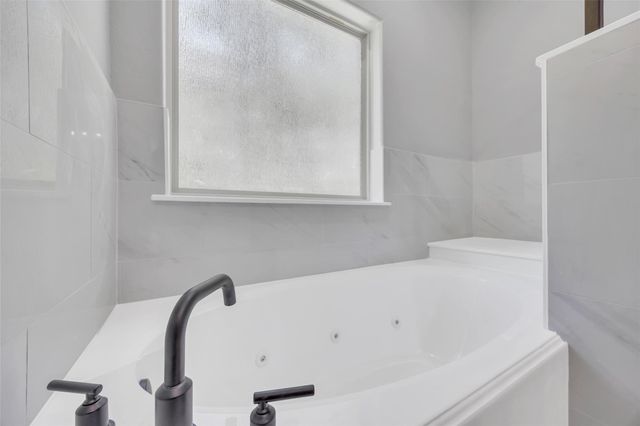 162 Bighorn Road, New Waverly, TX 77358