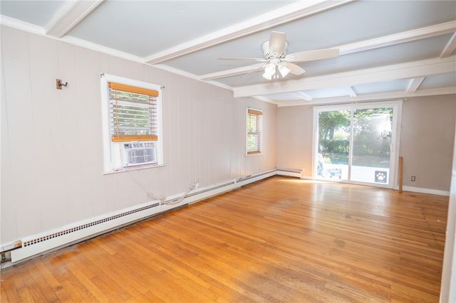 68 Lane 5, Warwick, RI 02888