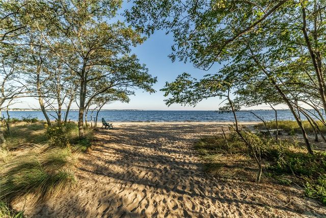 68 Lane 5, Warwick, RI 02888