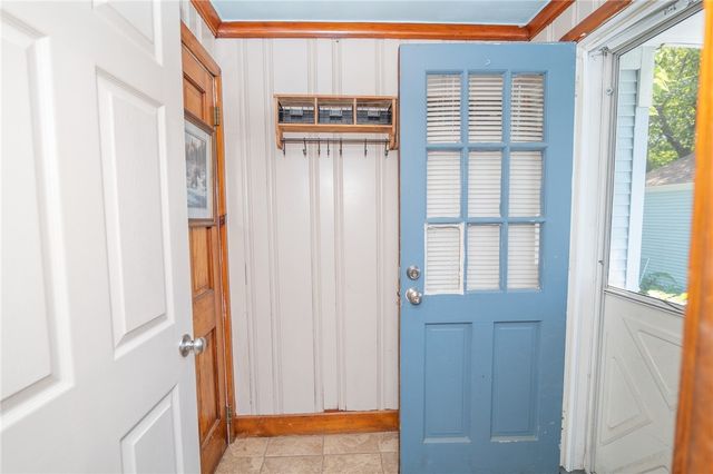 68 Lane 5, Warwick, RI 02888