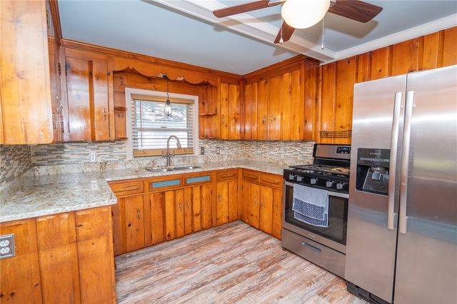 68 Lane 5, Warwick, RI 02888