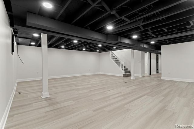 3933 Williams Street, Dearborn Heights, MI 48125