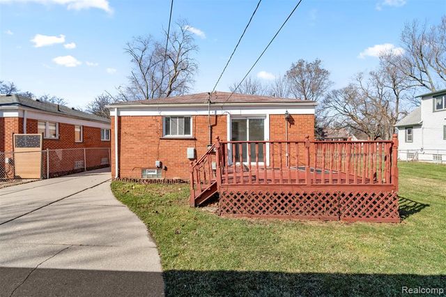 3933 Williams Street, Dearborn Heights, MI 48125