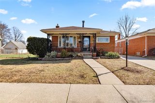 3933 Williams Street, Dearborn Heights, MI 48125