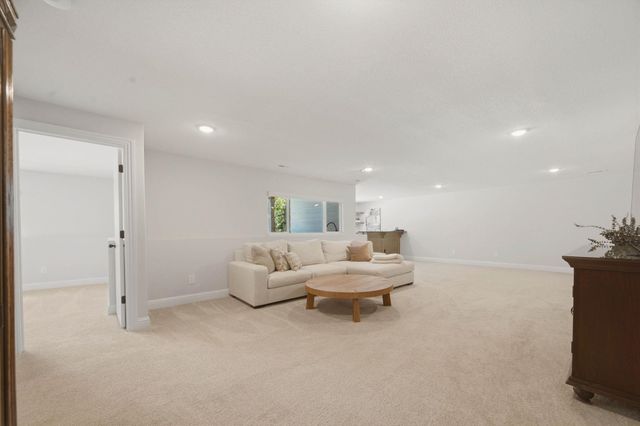 2602 N Emerald Ct, Andover, KS 67002